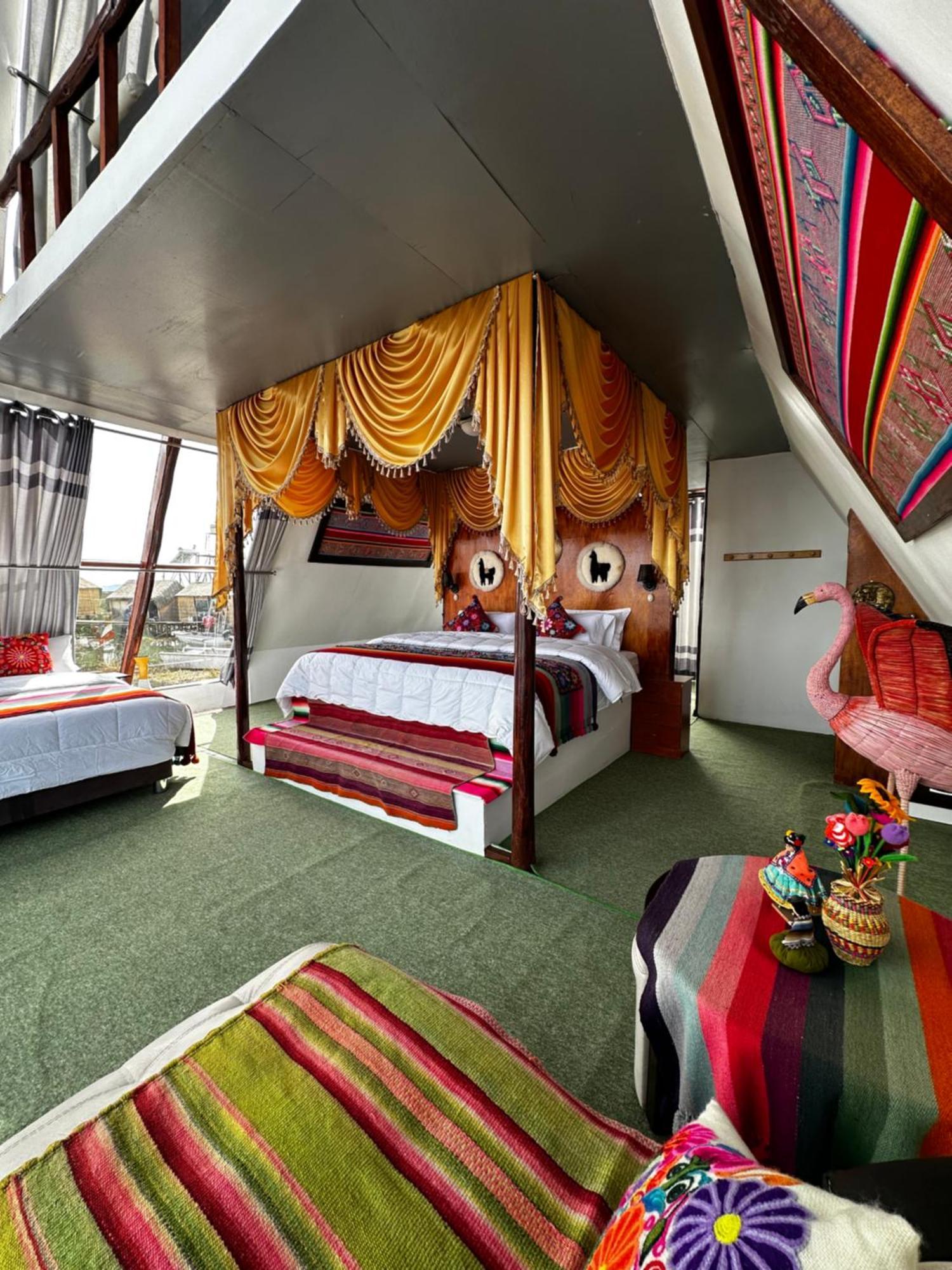 Uros Waliski Lodge 普诺 外观 照片