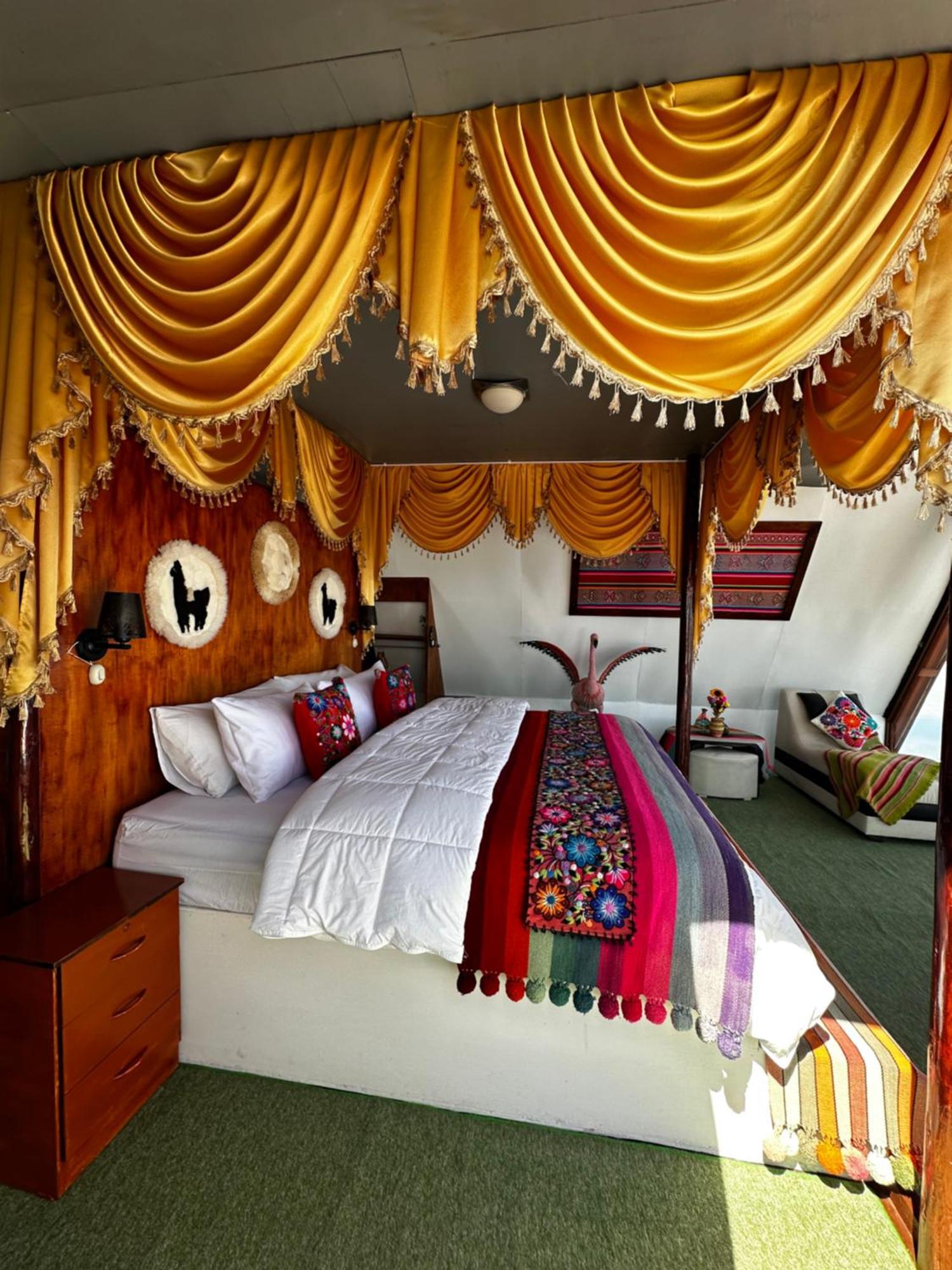 Uros Waliski Lodge 普诺 外观 照片